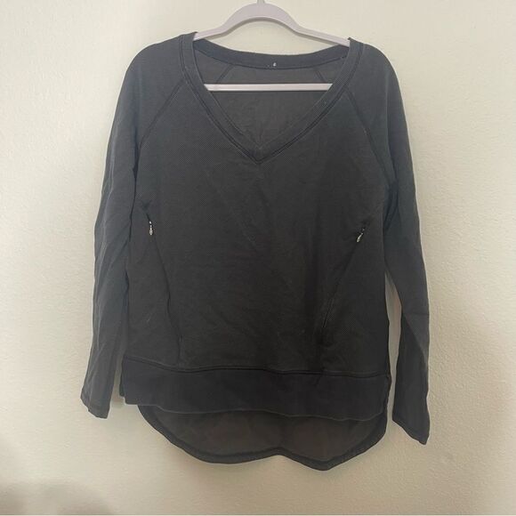 Lululemon Black Striped A long Sleeve Top Size 8 - Picture 1 of 4